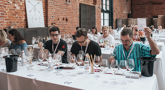 Наедине с вином. Дегустация Silent Tasting