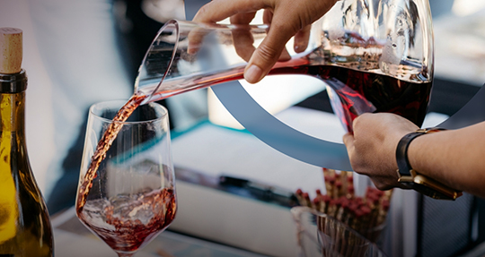 Декантер для вина: функции и виды